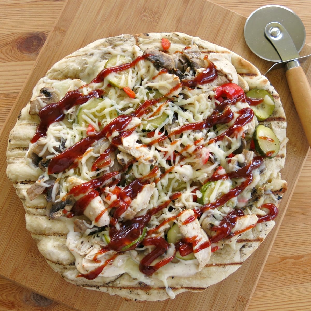 Grilled BBQ Chicken Pizza - Recipes