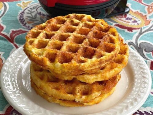 Easy Keto Chaffle Recipe - Just 3 Ingredients! - The Dinner-Mom